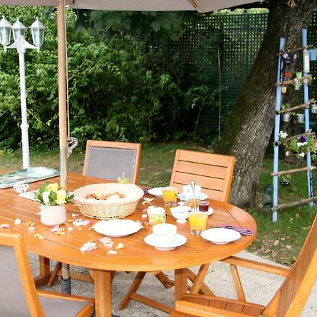 메종라피트 Les Hibiscus B&B 외부 사진
