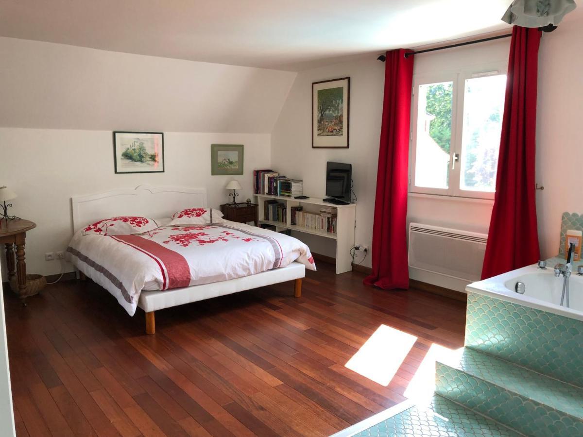 메종라피트 Les Hibiscus B&B 외부 사진